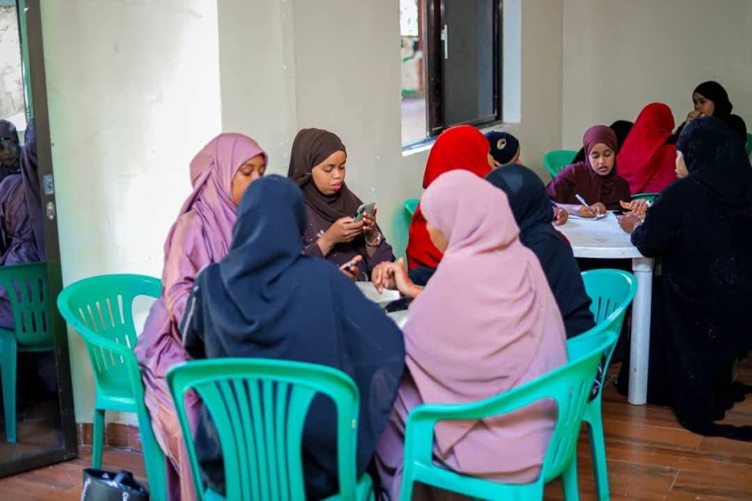 Field Stories: Photo Journalism from Communities